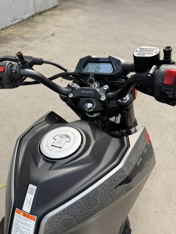 二手春风ST狒狒