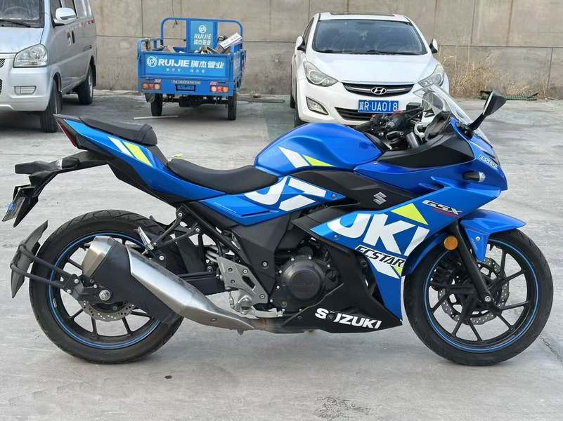 二手豪爵铃木GSX250R