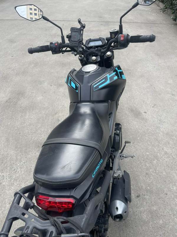 二手春风ST狒狒