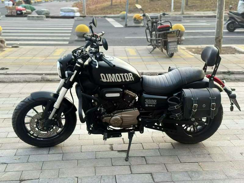 二手QJMOTOR闪300