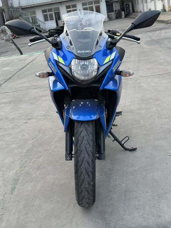 二手豪爵铃木GSX250R