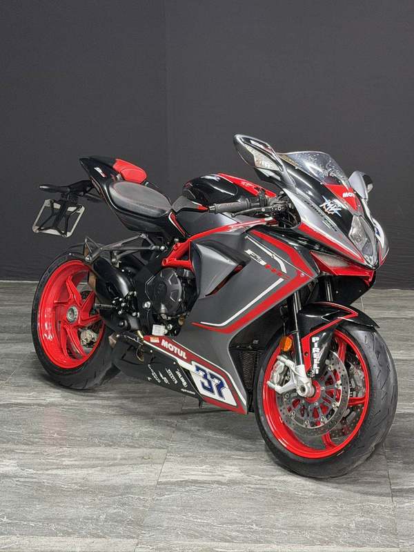 二手奥古斯塔F3 800