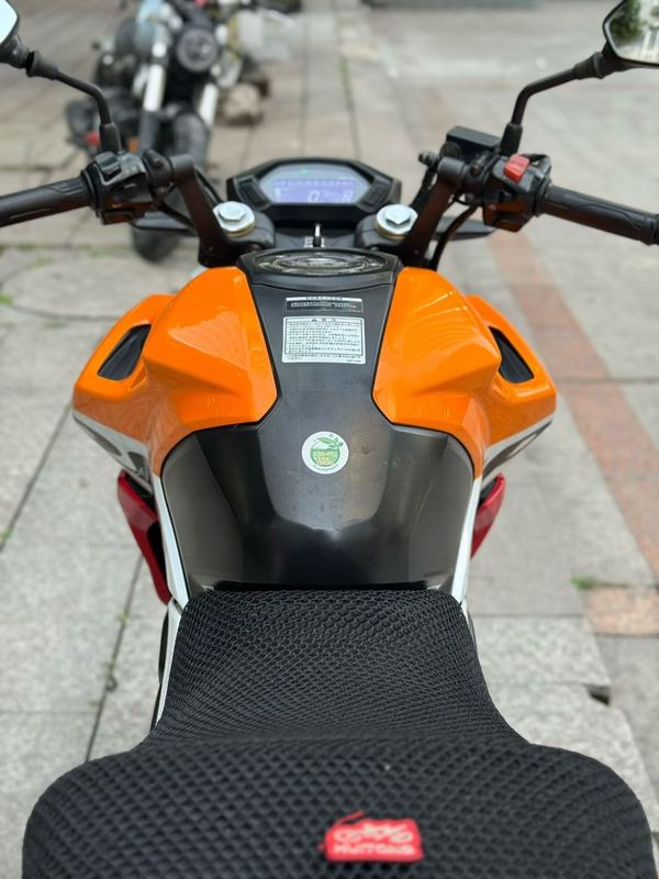 二手五羊本田CB190R 暴锋眼