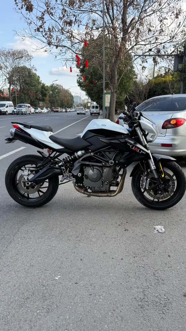 二手贝纳利TNT600i