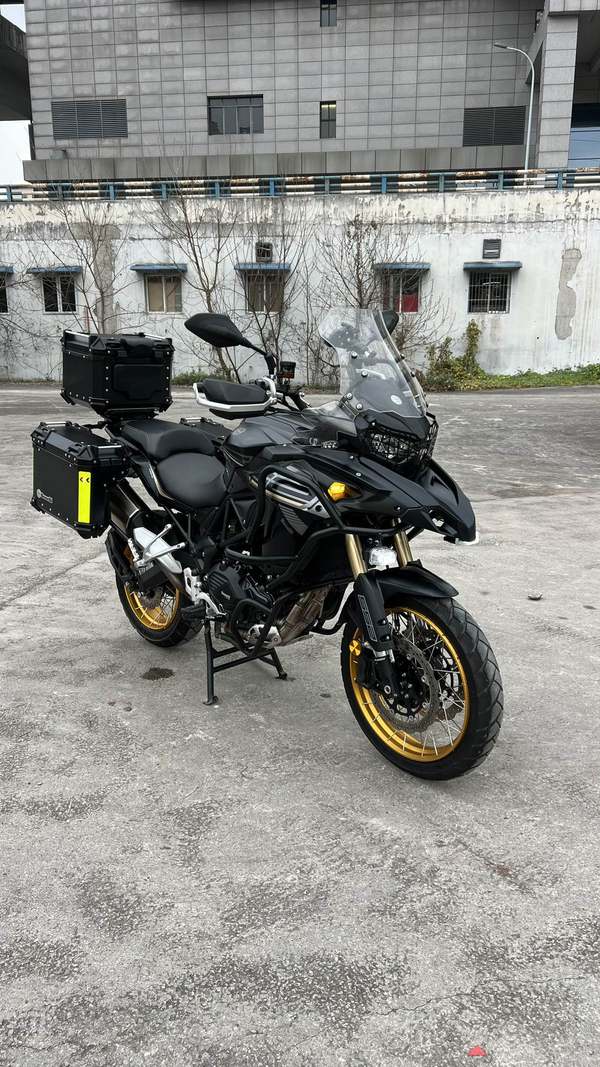 二手贝纳利TRK552