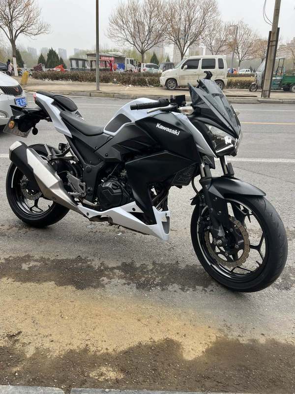 二手川崎Z 250 ABS