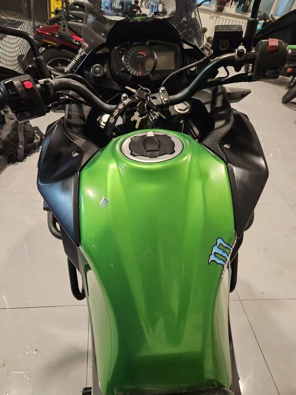 二手川崎Versys-X 300 