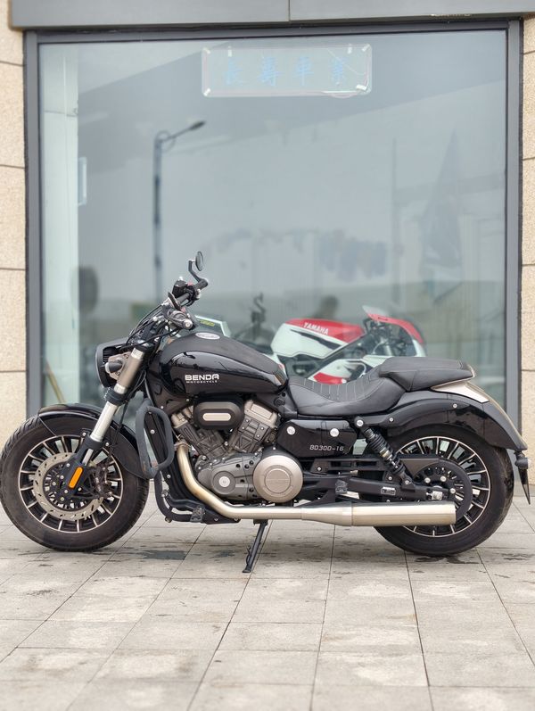 二手奔达Rock300 灰石