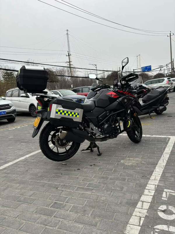 二手豪爵铃木DL250