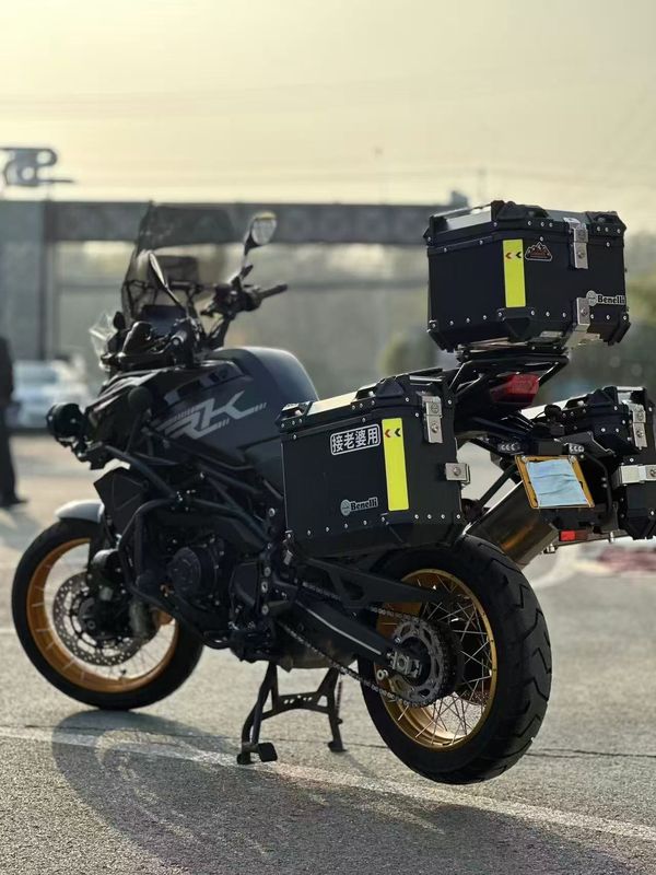 二手贝纳利TRK 902