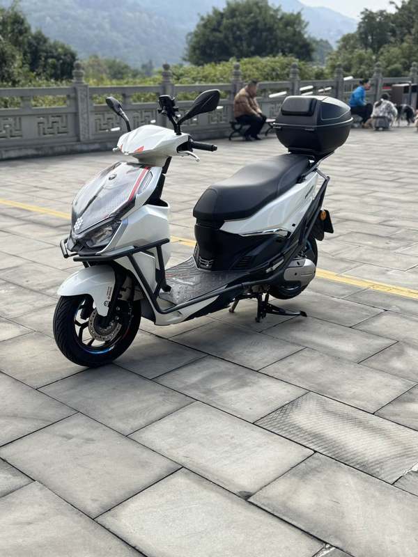 二手QJMOTOR鸿150RS