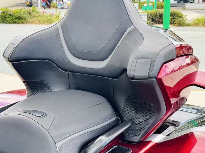 二手本田金翼正三轮