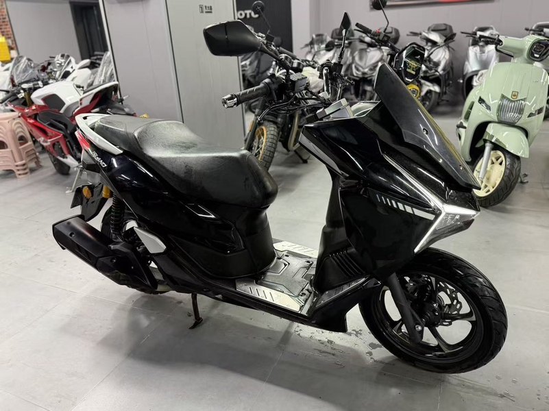 二手猎变闪电狗150