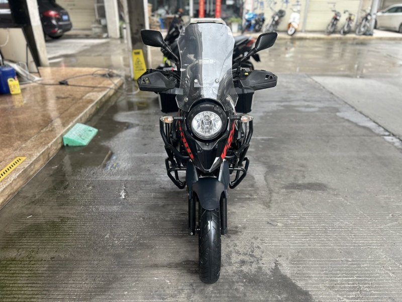 二手豪爵铃木DL250