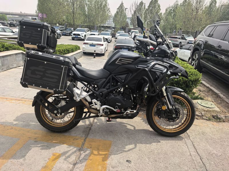 二手贝纳利TRK552