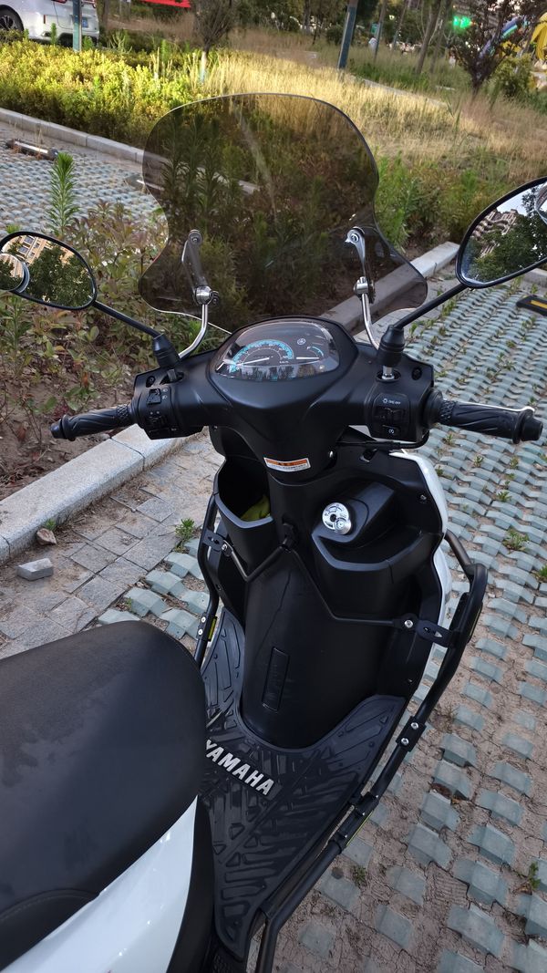 二手建设雅马哈旭鹰125