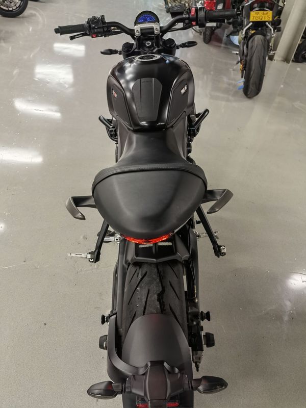 二手凯旋Trident 660