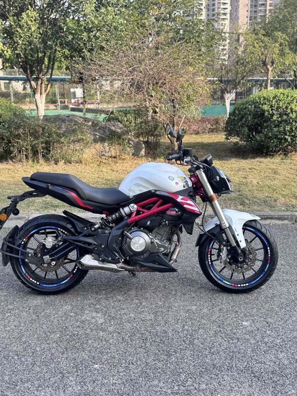 二手贝纳利蓝宝龙 BN302S