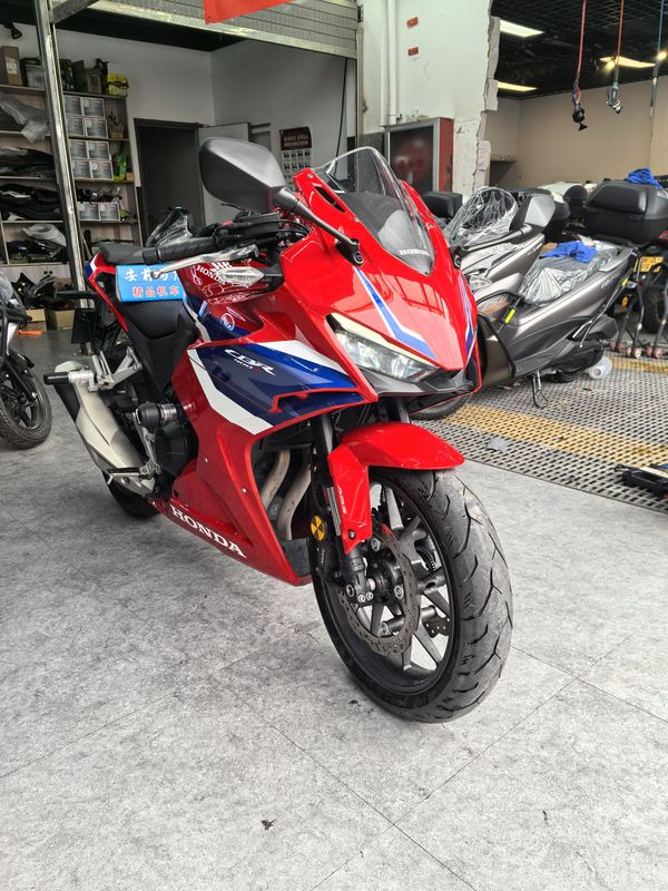 二手本田CBR400R