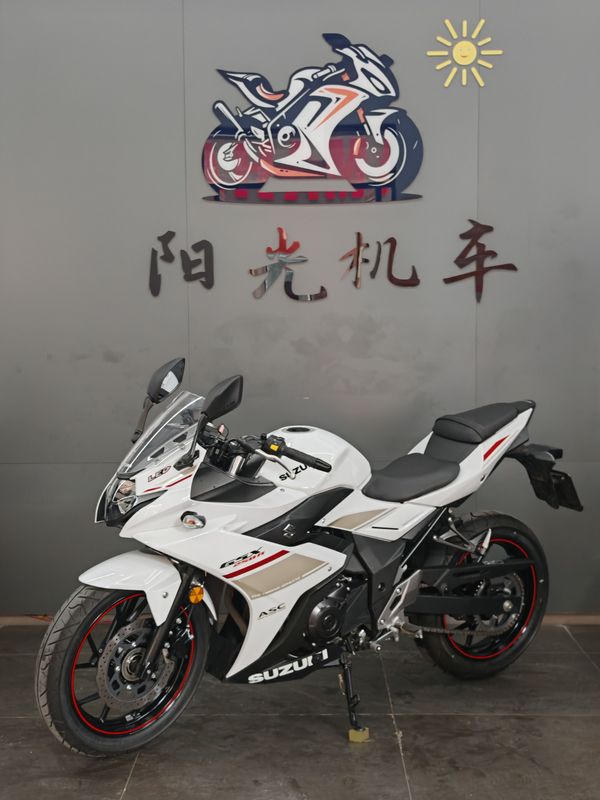 二手豪爵铃木GSX250R