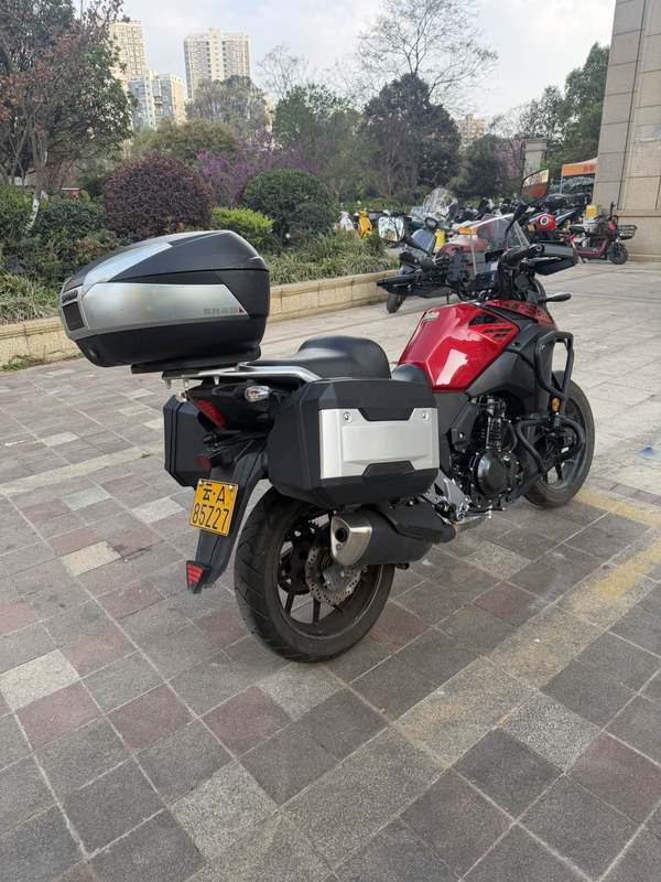 二手豪爵铃木DL250