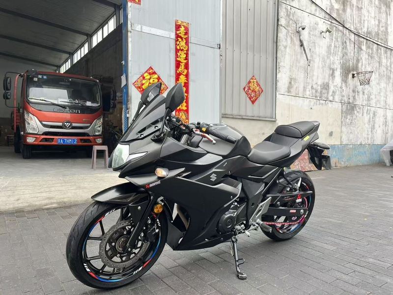 二手豪爵铃木GSX250R