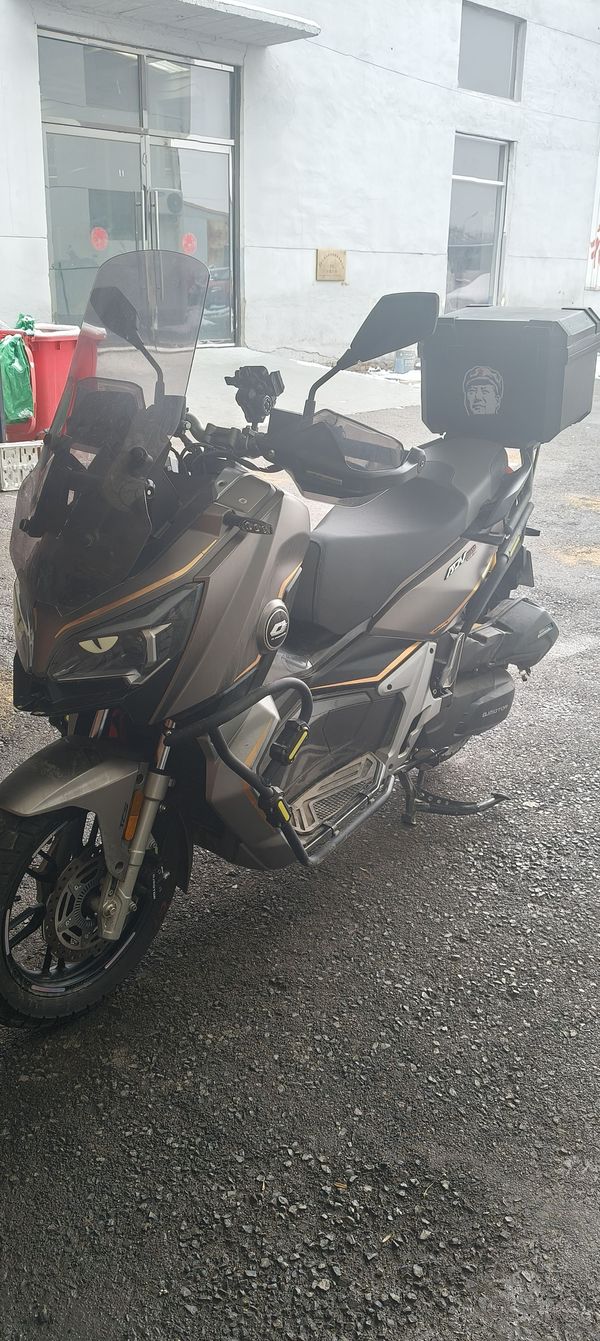 二手QJMOTOR鸿250ADV