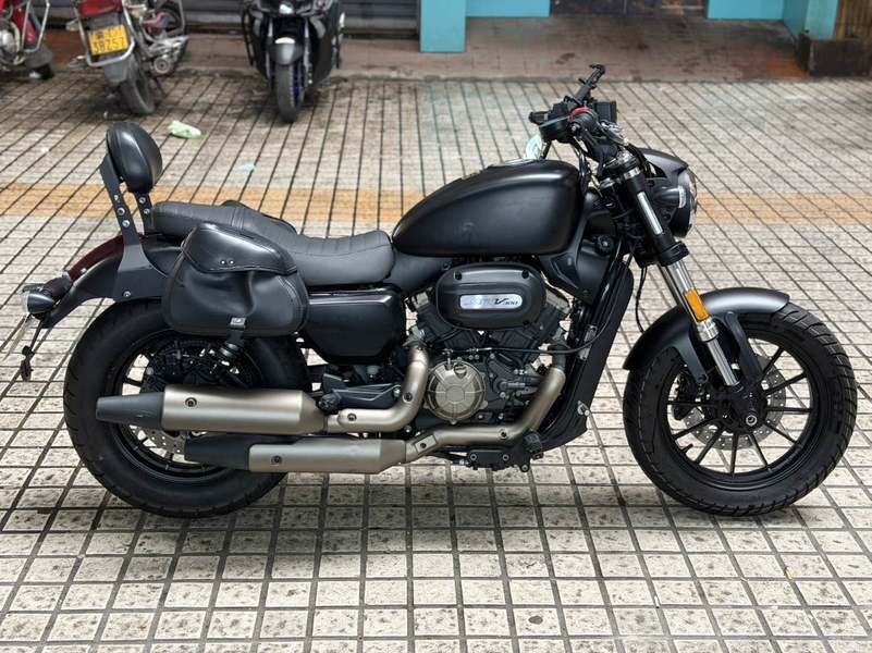 二手QJMOTOR闪300