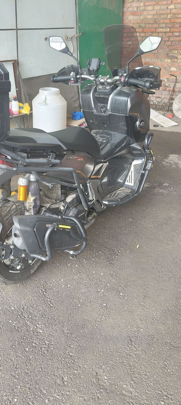 二手QJMOTOR鸿250ADV