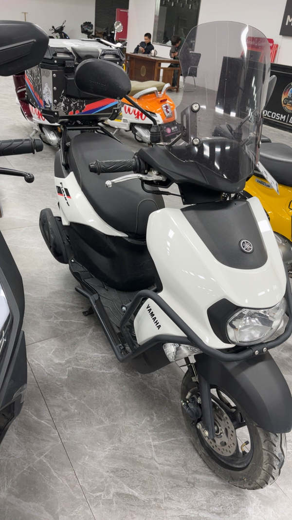 二手建设雅马哈旭鹰125