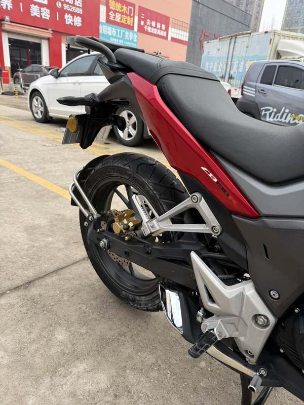 二手五羊本田CB190R 暴锋眼
