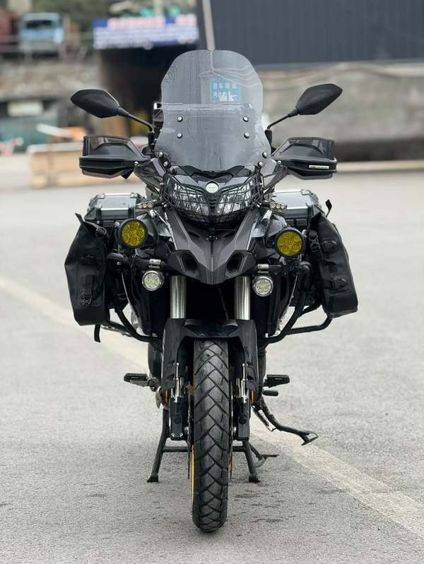 二手贝纳利金鹏 TRK502