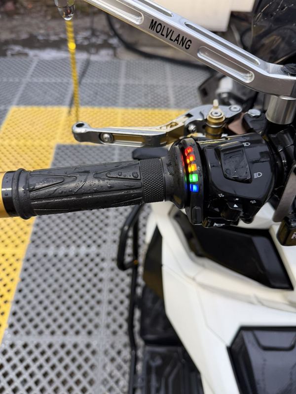 二手三阳哈士奇 Husky ADV150