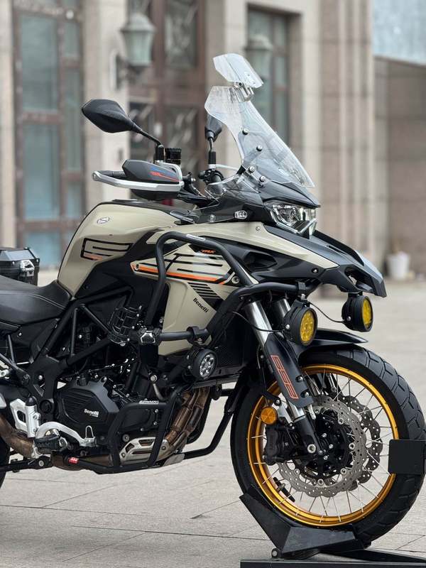 二手贝纳利TRK552