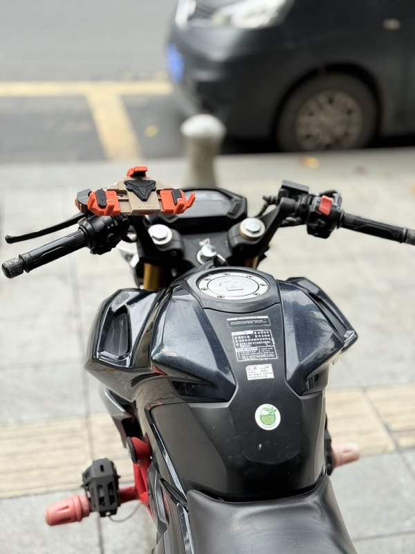 二手五羊本田CB190R 暴锋眼