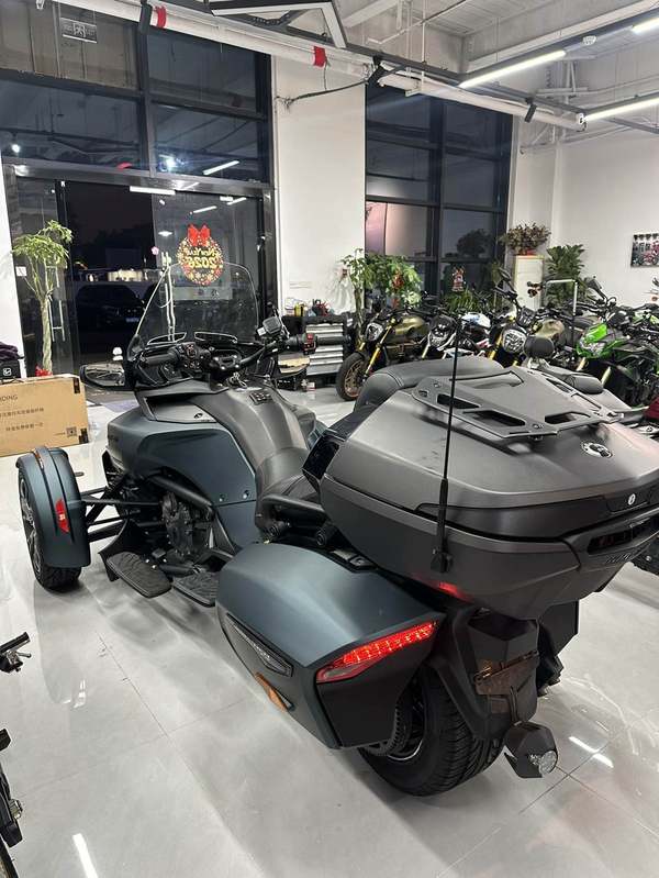 二手庞巴迪Spyder F3 