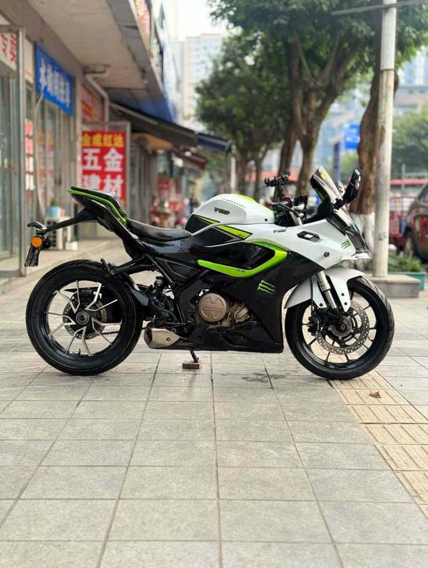 二手QJMOTOR赛250