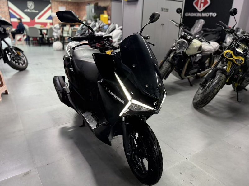 二手猎变闪电狗150