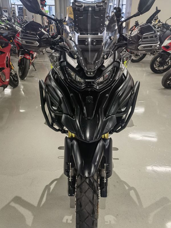 二手贝纳利TRK702