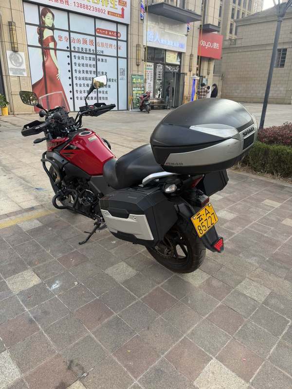 二手豪爵铃木DL250