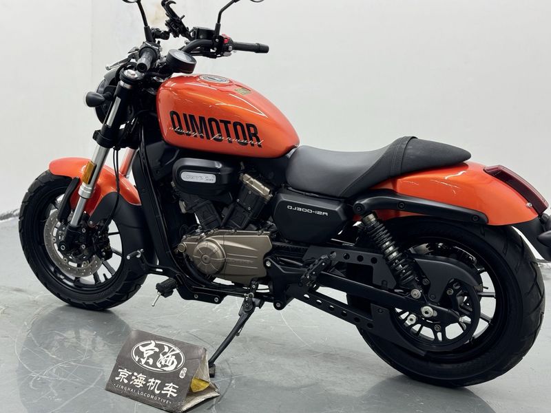 二手QJMOTOR闪300