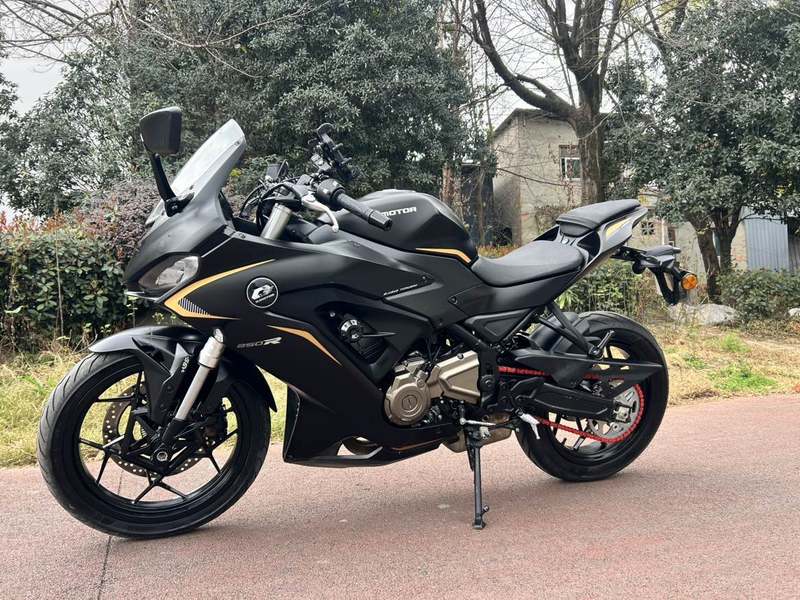 二手QJMOTOR赛250