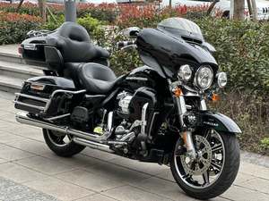 二手哈雷戴维森旗舰滑翔  Limited