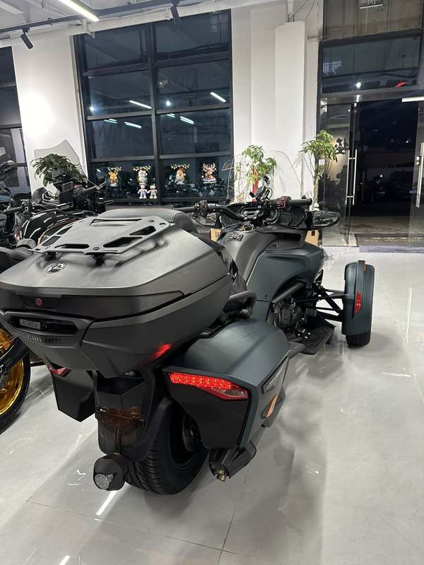 二手庞巴迪Spyder F3 