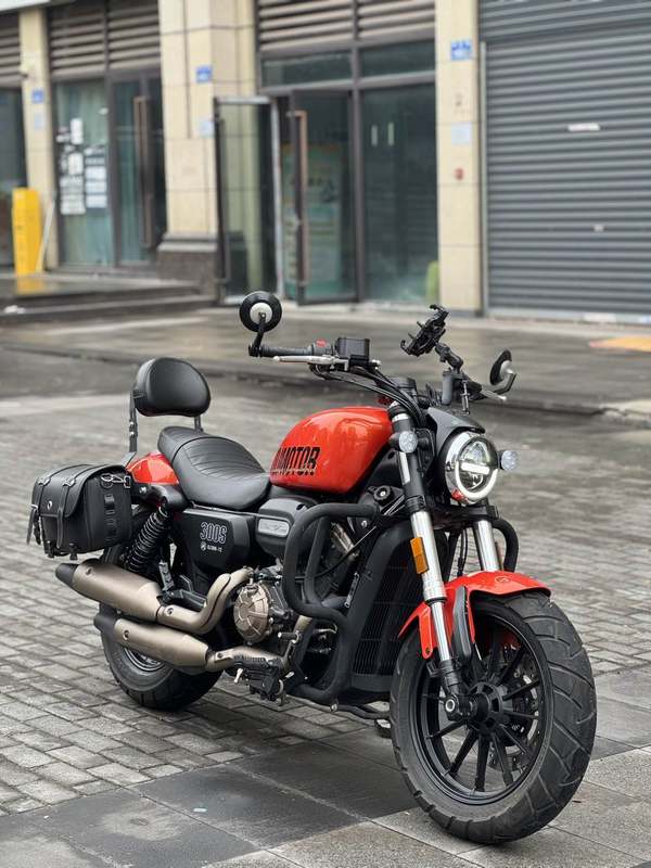 二手QJMOTOR闪300
