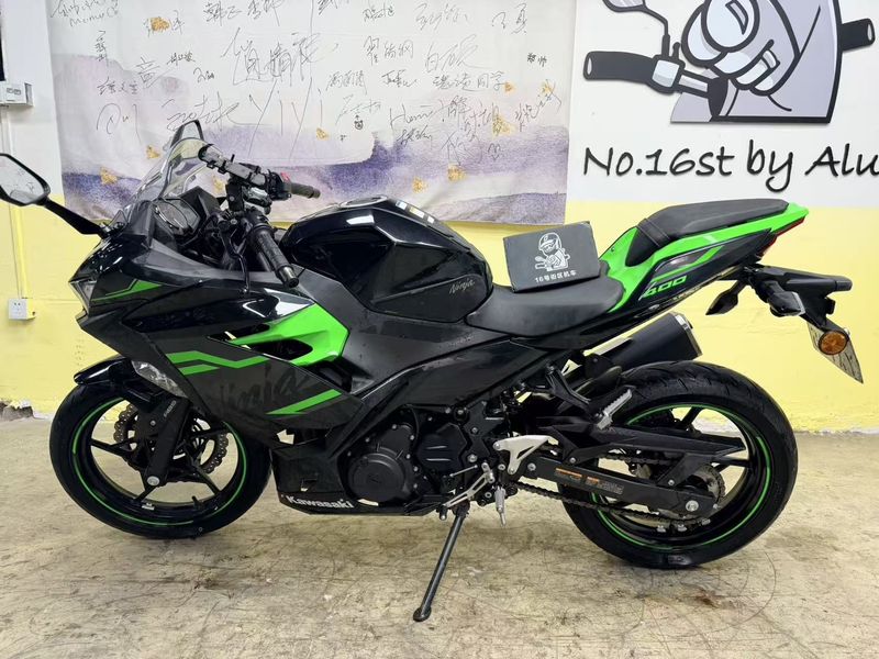 二手川崎Ninja 400