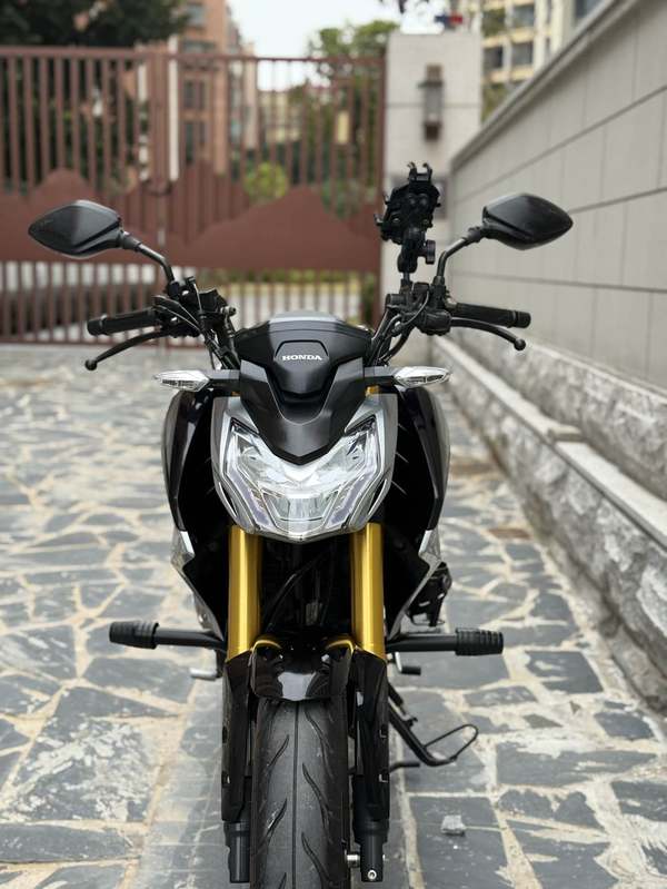 二手五羊本田CB190R 暴锋眼