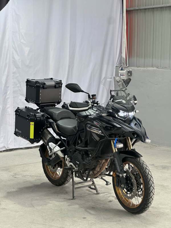 二手贝纳利TRK552