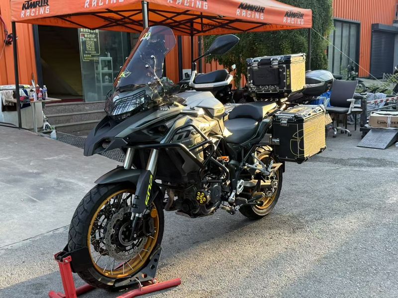 二手贝纳利金鹏 TRK502