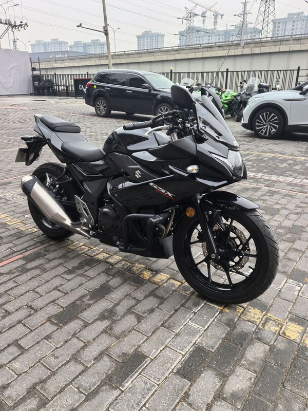 二手豪爵铃木GSX250R